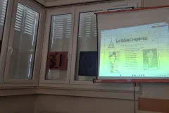 « Le Bénin : repères ». La conférence de Boulevard du Bonheur ouvre l'après-midi sur l'histoire du pays, indépendant depuis 1960, et sur les cinquante et quelques groupes ethniques qui le composent.